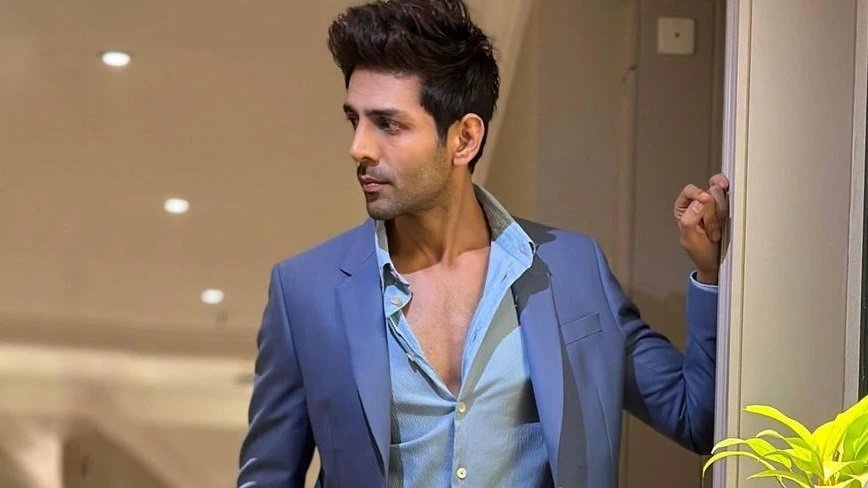 Kartik Aaryan Age: Biography, Career, Net Worth, Family & Relationships