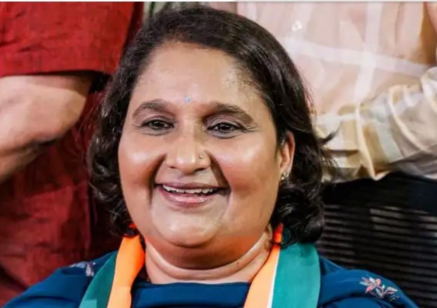 Geetha Shivarajkumar Age: Biography, Career, Family, Net Worth and More